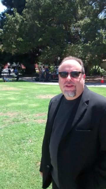 Russ Cohen of Palo Alto Downtown, shown here at Cogswell nooner series, asked me not to malign him here; it's true I suffer from Foote-cone-mouth disease..