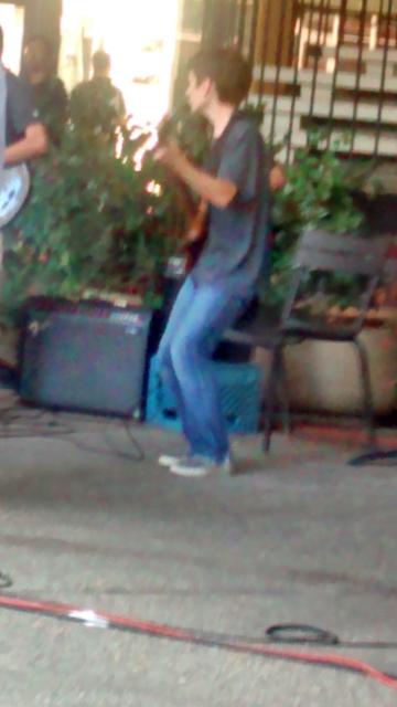 Jazz bassist who rocks, at Stanford camps