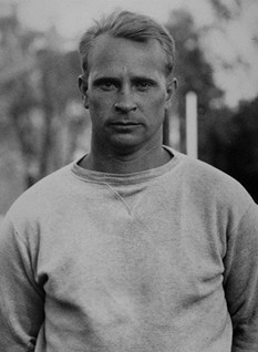 dartmouth grid legend andy swede oberlander, who died in 1968 at age 63