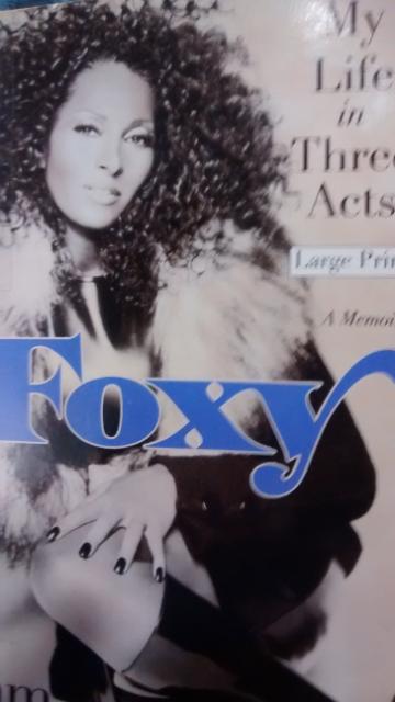 someday i will re-mount this piece ordering the pieces by their foxy-ness