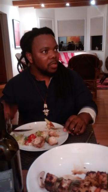 South African ceramics artist Andile Dyalvane visited the Palo Alto home of former arts commissioner Terry Acebo Davis on Sunday, July 26, during his local residency. 