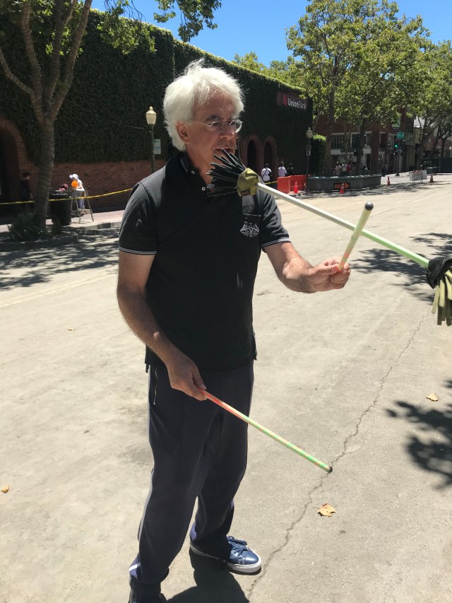 8AD25FD0-D024-4D87-B912-54A37C6BDCF4