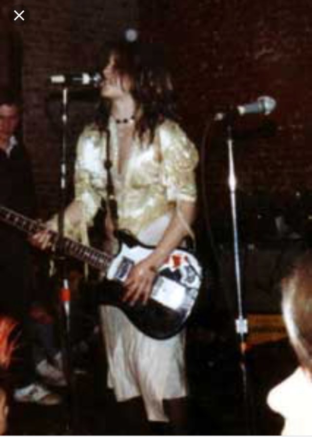 D34C1CE7-57A7-45AF-821B-4FD9BF16837F