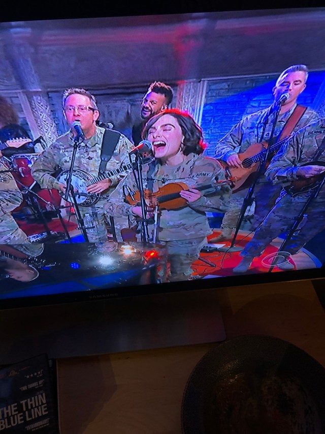 A2A3C77E-92E7-459B-90A6-9532445D0168