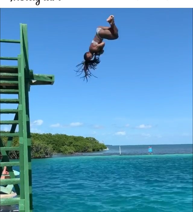 9918DBCF-24C6-4DD3-BA39-4CEC81A5B70A