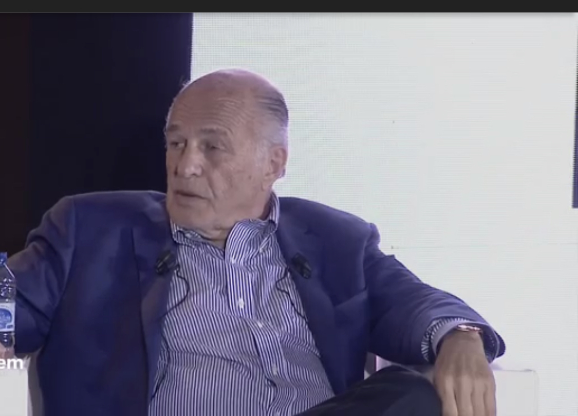 3D6B5EF5-939D-4927-B9DD-45EDA569575F