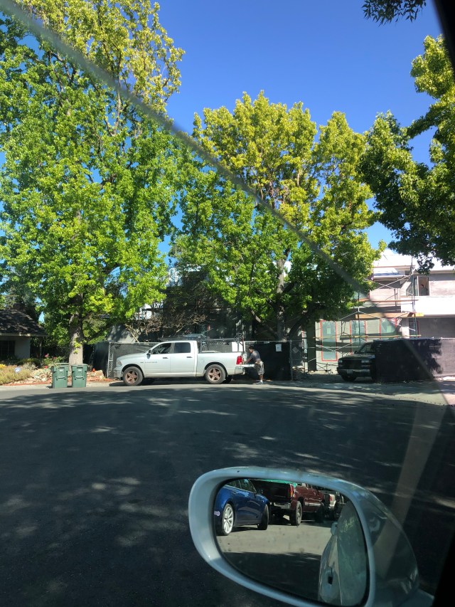 C74DC005-47AB-476B-9C42-3D98A9185F64