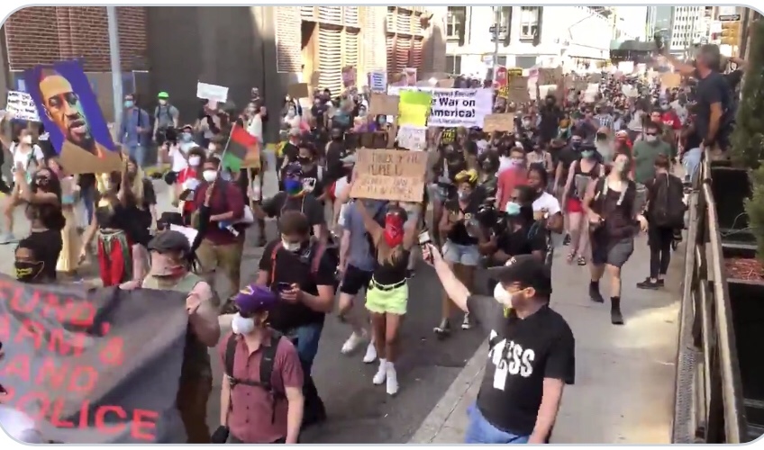 C915870D-2CF8-49D4-AB3F-D8566151AC79